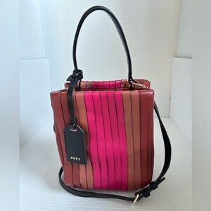DKNY Fuchsia and Mauve Pleated Leather Bucket Bag with crossbody strap Sz Small